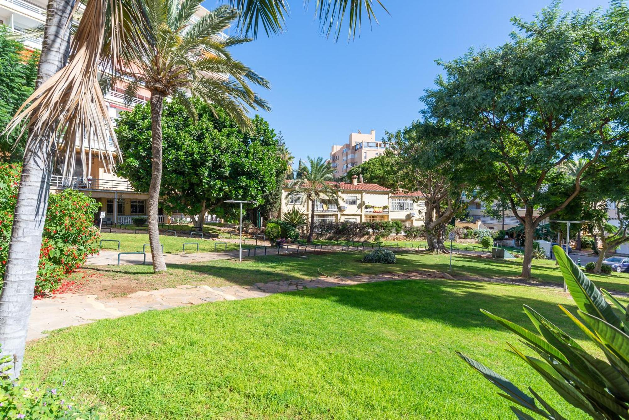 Beach Garden Apartment Torremolinos Exterior foto